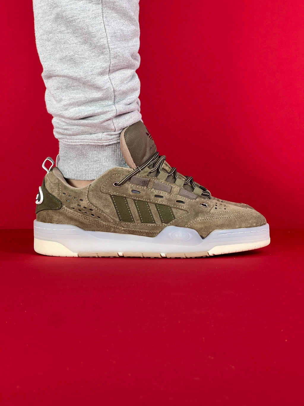 ADIDAS 2000 (Marrom)
