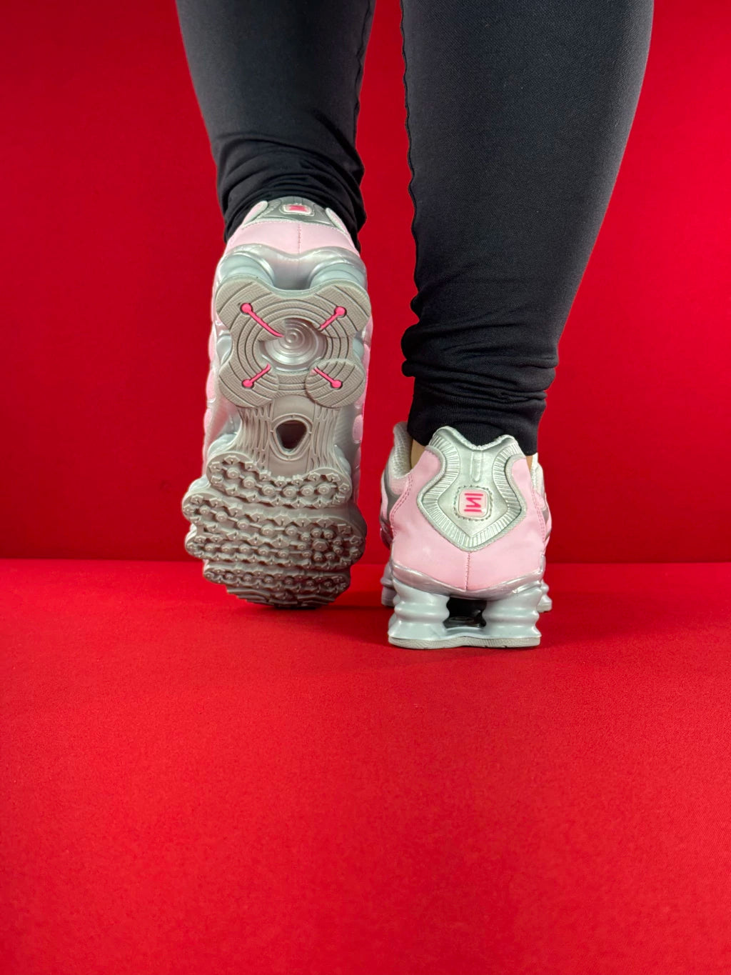 NIKE 12 MOLAS TL CINZA ROSA