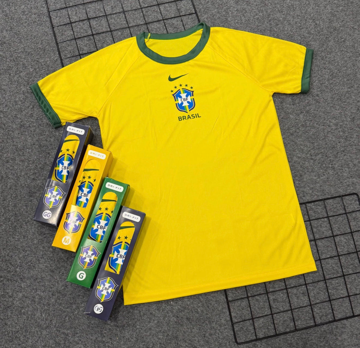 Camisa Seleção Brasileira Dri-fit (Amarela na Caixinha)