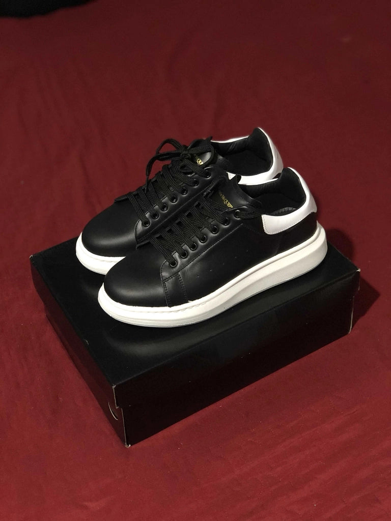 ALEXANDER MCQUEEN