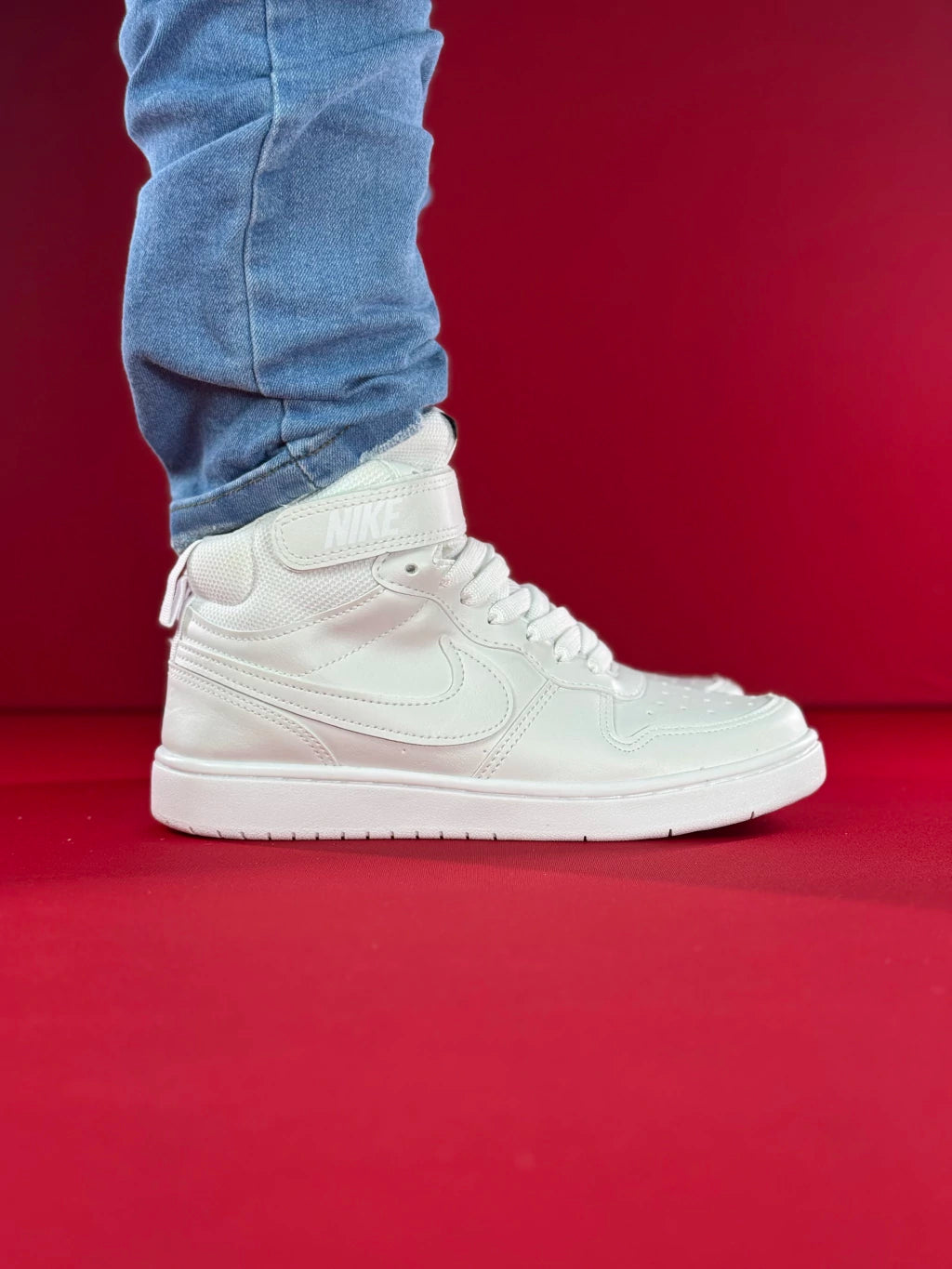 NIKE COURT BOROUGH MID (BRANCO)