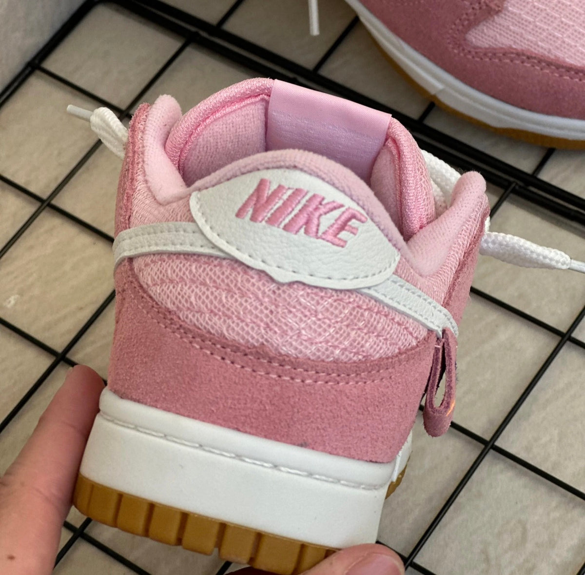 Nike Dunk Low Teddy Rosa