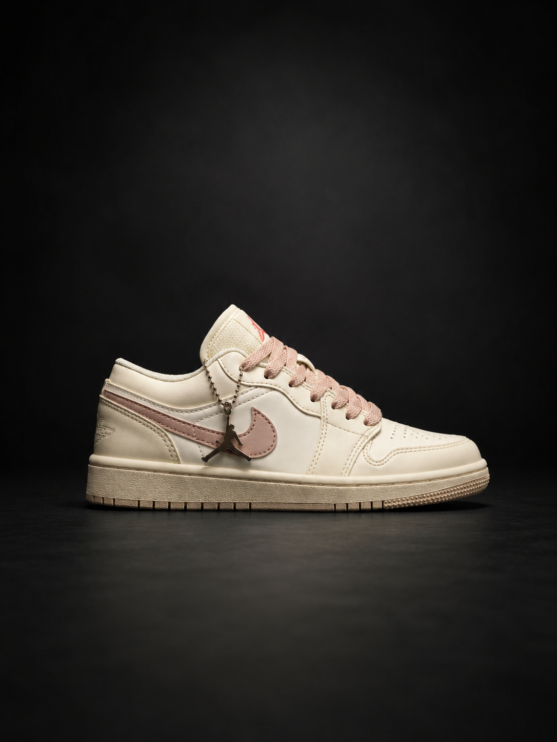 NIKE AIR JORDAN 1 LOW (BEGE ROSA)