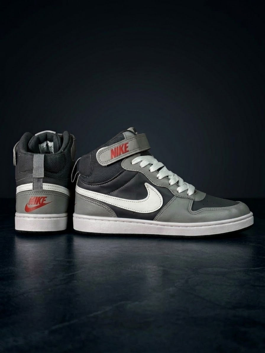 NIKE COURT BOROUGH MID (CINZA)
