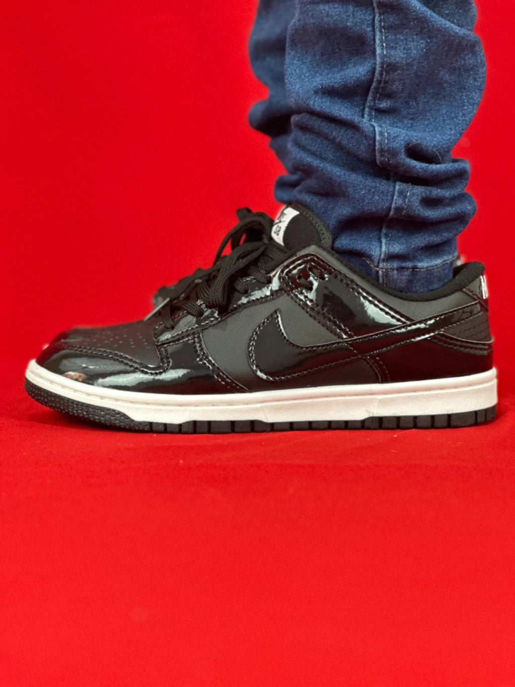 NIKE DUNK LOW PRETO BRILHANTE