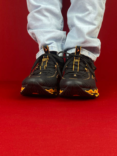 Mizuno Prophecy 13 (Preto laranja)