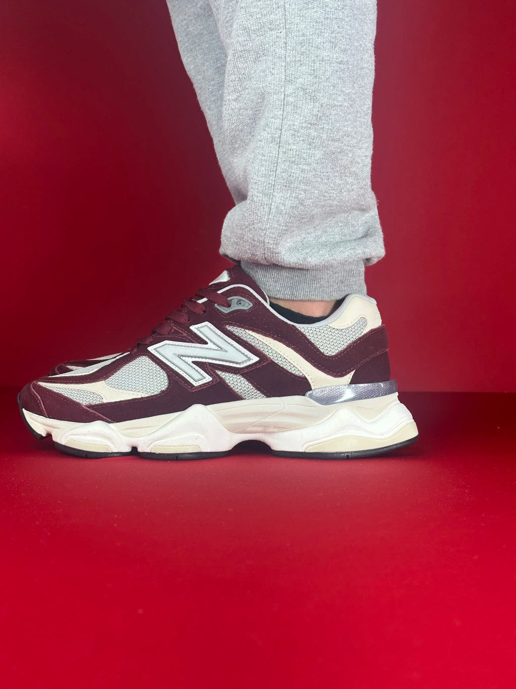 New Balance 9060 (Vinho Bege)